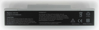 Batteria compatibile. 6 celle - 10.8 / 11.1 V - 4400 mAh - 48 Wh - colore BIANCO - peso 320 grammi circa - dimensioni STANDARD.